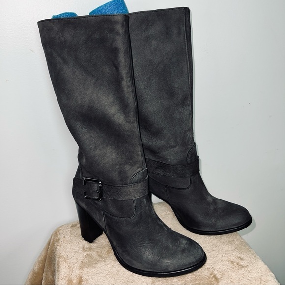 Vera Gomma Shoes - Vera Gomma Gray Leather Knee-High Boots - Italy - Women’s Size 7.5 EU 38